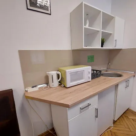 Main Square & Апартаменты