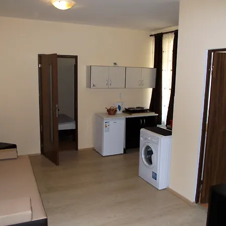 アパート Main Square &