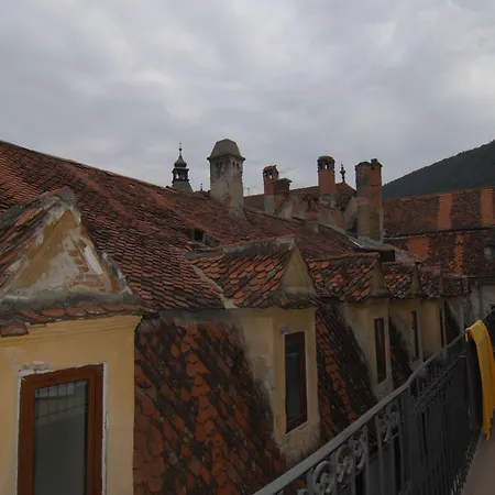 Main Square & アパート ブラショフ