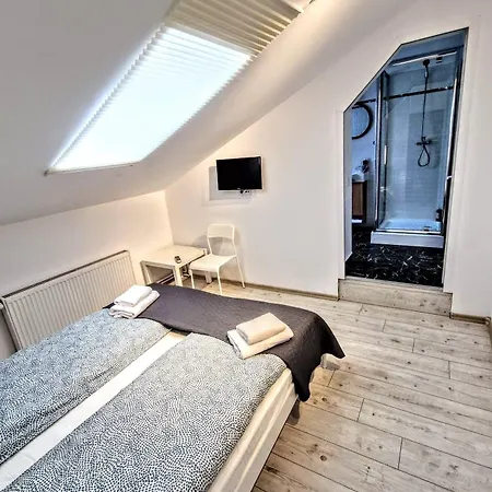 Main Square & Апартаменты