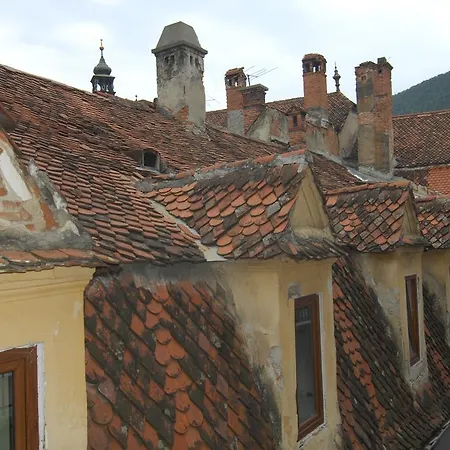 アパート Main Square & *