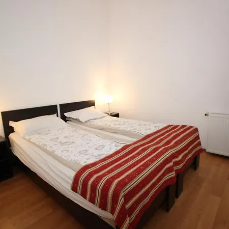 Апартаменты Main Square & *