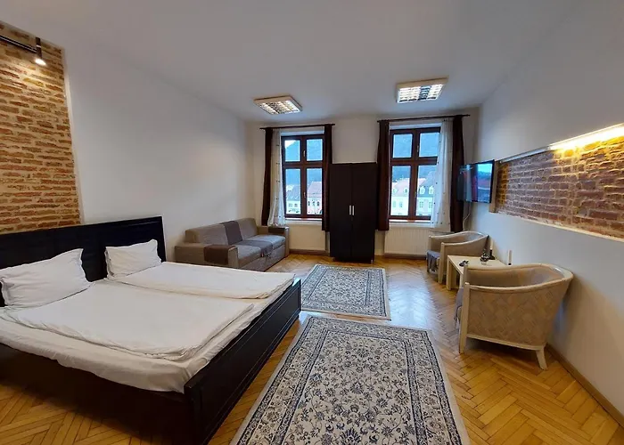 Main Square & Apartment Brasov