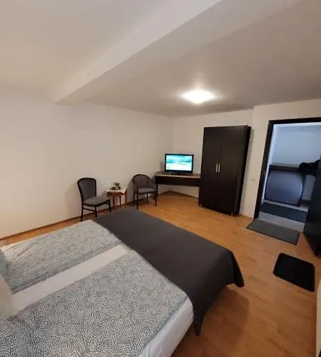 Apartment Main Square & Brasov