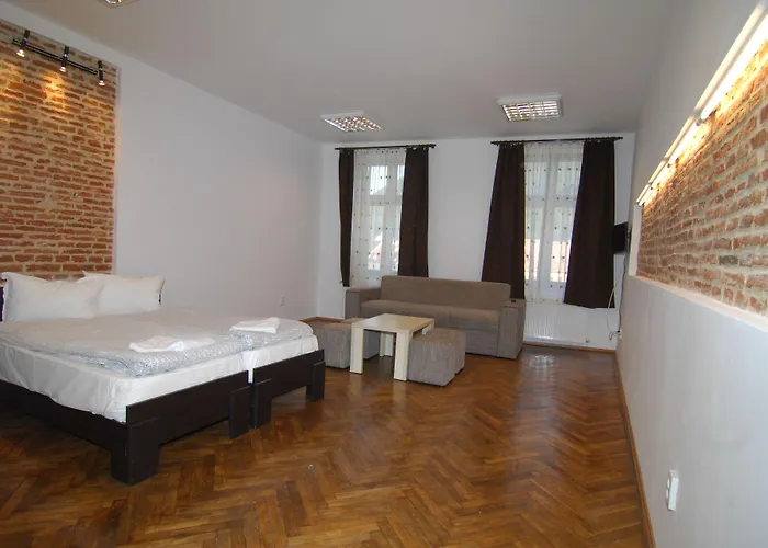 Main Square & Braşov