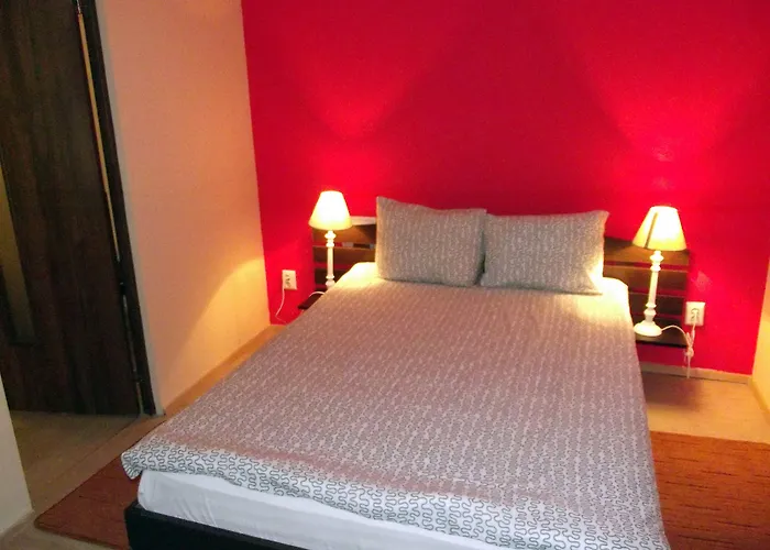 Apartment Main Square &