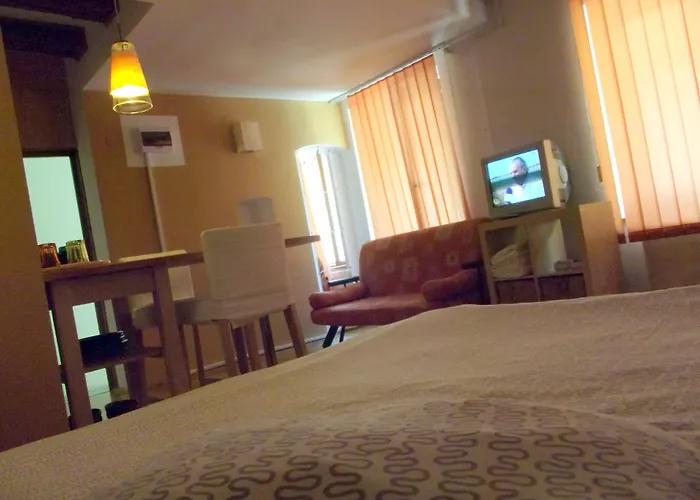 Apartment Main Square &