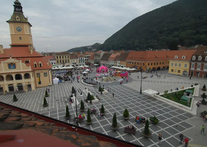 Main Square & Apartment Brasov