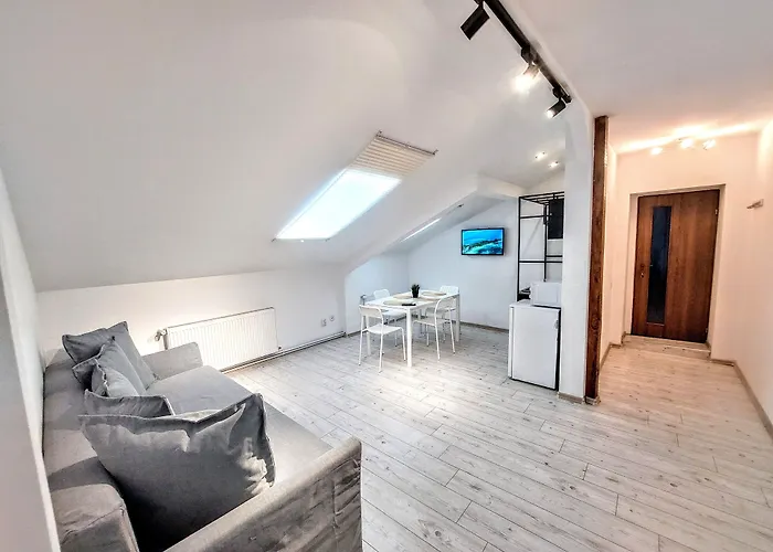 Main Square & Apartment Brasov