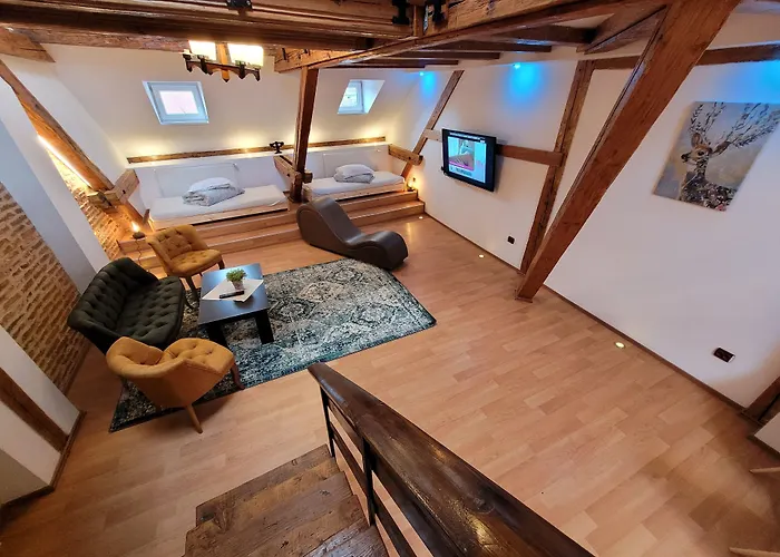 Main Square & Apartment Brasov