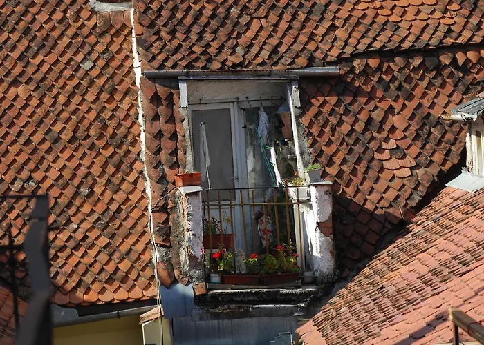 Main Square & Appartement
