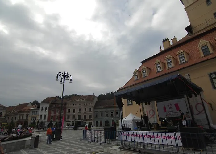 Apartment Main Square &