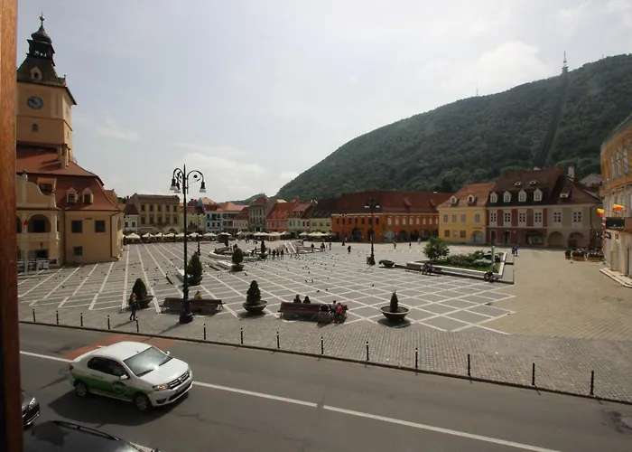 Main Square & Braşov
